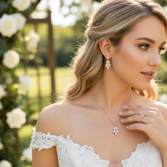 CUBIC ZIRCONIA COLLECTION - DAINTY SPARKLE DROP  EARRINGS - CZER441