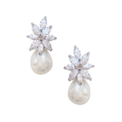 CUBIC ZIRCONIA COLLECTION - GRACEFUL PEARL EARRINGS - CZER511 SILVER