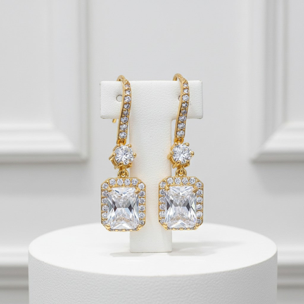 CUBIC ZIRCONIA COLLECTION - CRYSTAL GLAM EARRINGS - CZER513 GOLD