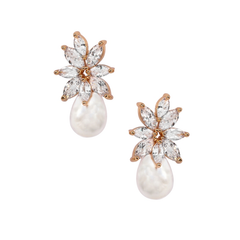 CUBIC ZIRCONIA COLLECTION - GRACEFUL PEARL EARRINGS - CZER511 GOLD