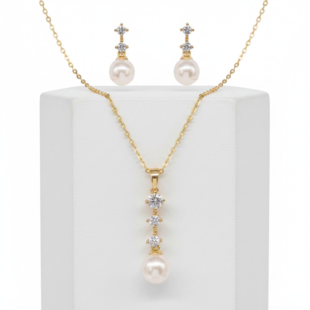 CUBIC ZIRCONIA COLLECTION - DAINTY PEARL NECKLACE SET - CZNK95 GOLD