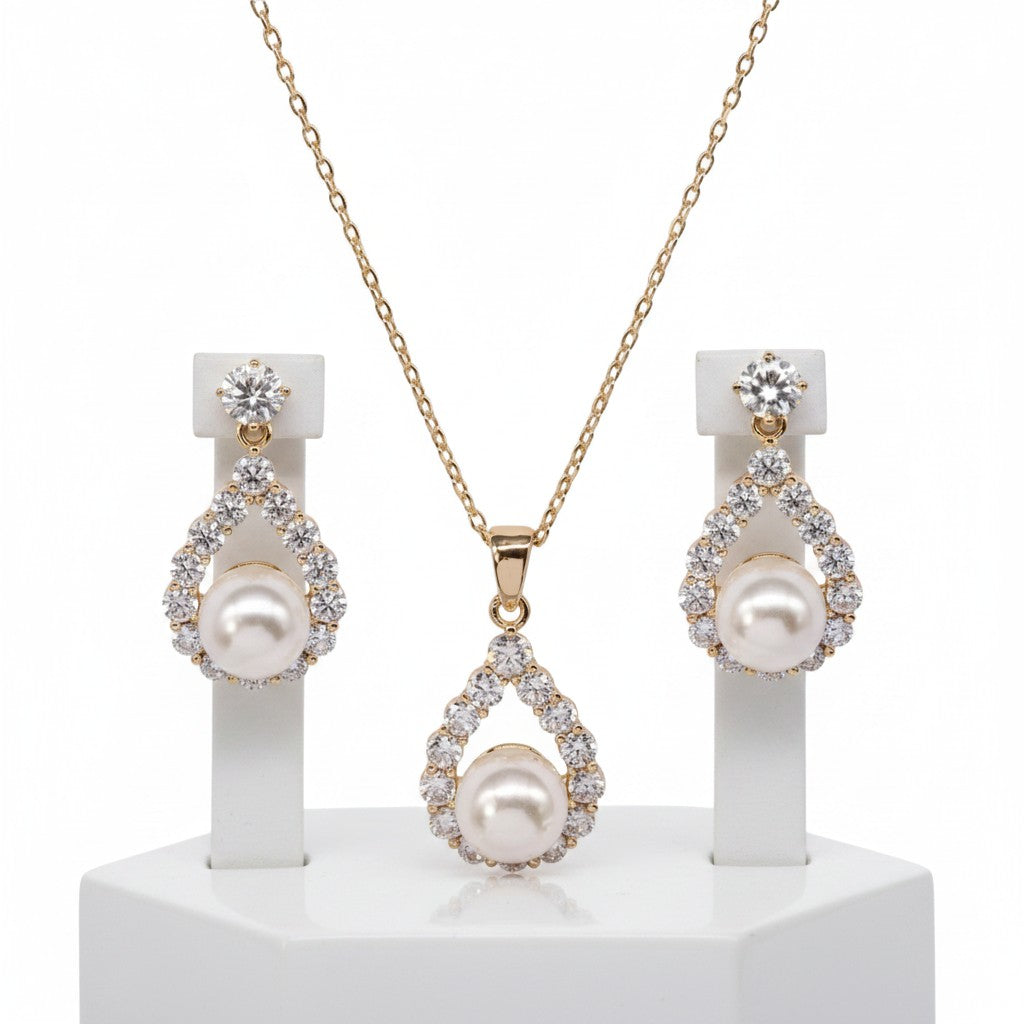 CUBIC ZIRCONIA COLLECTION - PEARL ELEGANCE NECKLACE SET - (CZNK102) GOLD