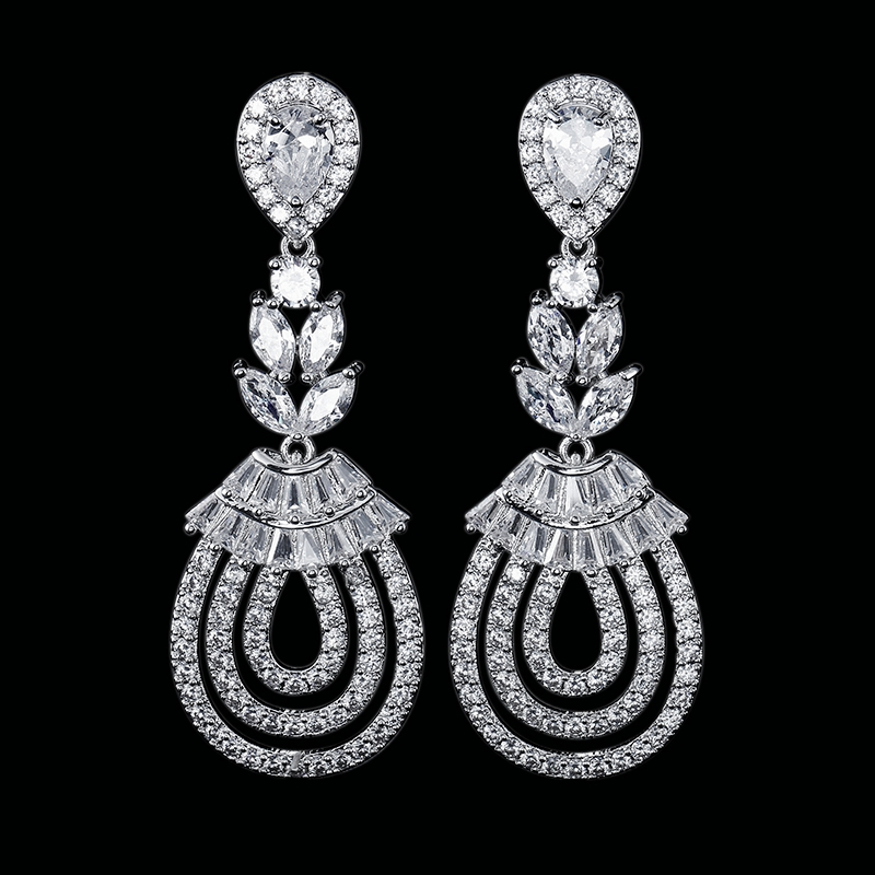 CUBIC ZIRCONIA COLLECTION - GATSBY GLAM EARRINGS - CZER519 SILVER