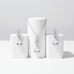 CUBIC ZIRCONIA COLLECTION - STARLET CHIC  NECKLACE SET - CZNK107 SILVER