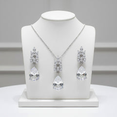CUBIC ZIRCONIA COLLECTION - STARLET CHIC  NECKLACE SET - CZNK107 SILVER