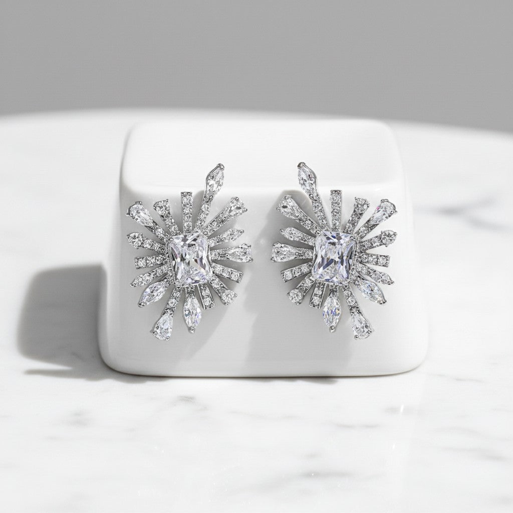 CUBIC ZIRCONIA COLLECTION - CRYSTAL ALLURE EARRINGS - CZER523 SILVER