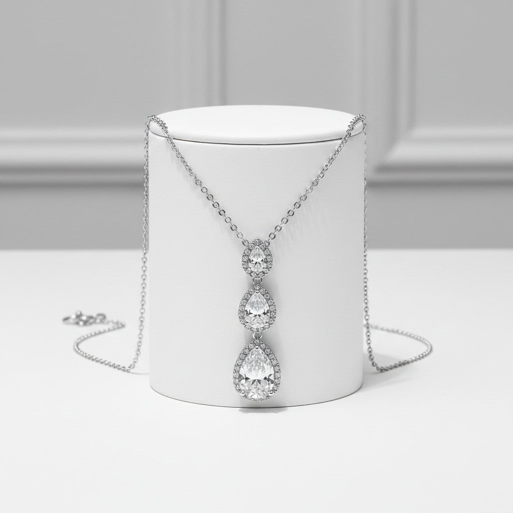 CUBIC ZIRCONOA COLLECTION - GLITZY DROP NECKLACE - CZNK109