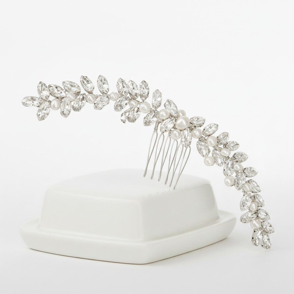 ATHENA COLLECTION - CHIC PEARL HAIR COMB - HC208  SILVER