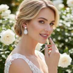 CUBIC ZIRCONIA COLLECTION - STARLET CRYSTAL EARRINGS-   CZER535 SILVER