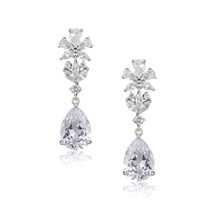 CUBIC ZIRCONIA COLLECTION - GRACEFUL CRYSTAL EARRINGS CZER539