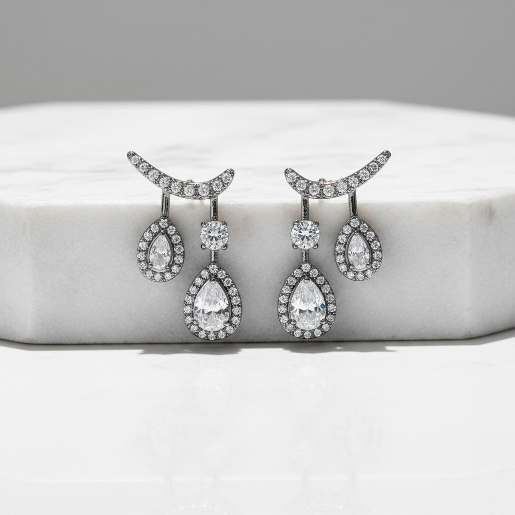 CUBIC ZIRCONIA COLLECTION - DECO DAZZLE EARRINGS - CZER542