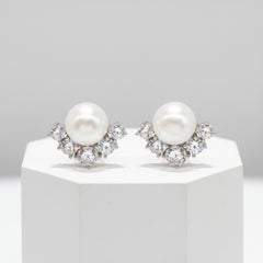 CUBIC ZIRCONIA COLLECTION - ELEGANCE PEARL EARRINGS - CZER544 SILVER