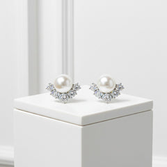 CUBIC ZIRCONIA COLLECTION - ELEGANCE PEARL EARRINGS - CZER544 SILVER