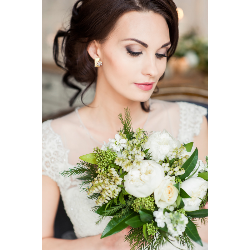 CUBIC ZIRCONIA COLLECTION - DAISY SPARKLE EARRINGS - 18K GOLD PLATED - CZER548