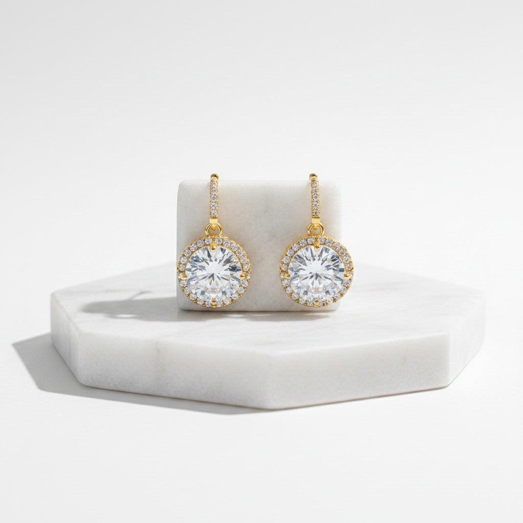 CUBIC ZIRCONIA COLLECTION - CHIC SPARKLE EARRINGS - CZER555 (GOLD)