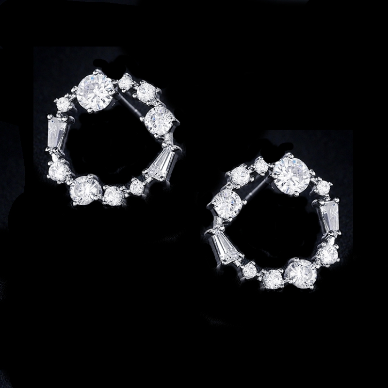 CUBIC ZIRCONIA COLLECTION - ETERNAL CRYSTAL EARRINGS - CZER556 SILVER