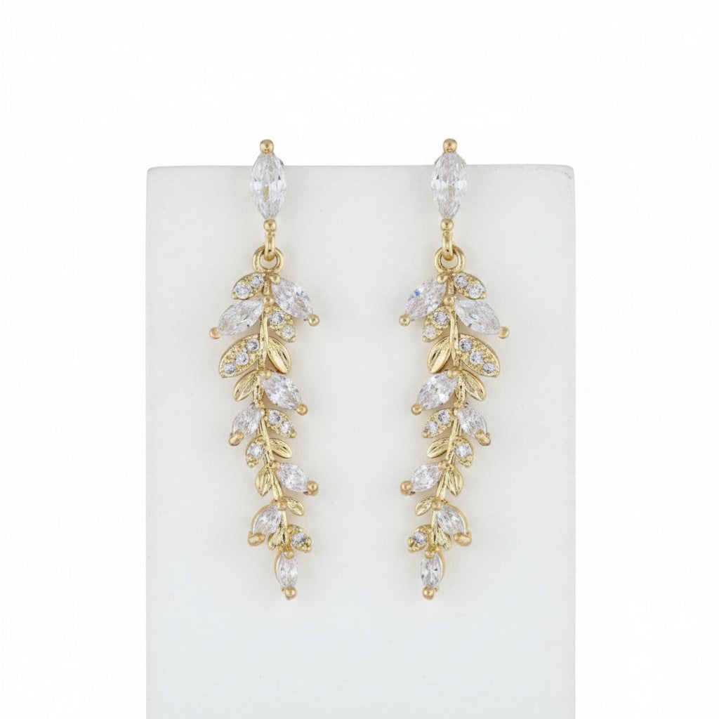 CUBIC ZIRCONIA COLLECTION - DAINTY STARLET EARRINGS -  CZER559 (18K GOLD)