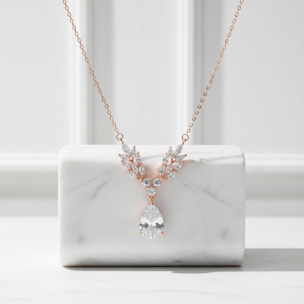 CUBIC ZIRCONIA COLLECTION - VINTAGE VINE NECKLACE - CZNK125 ROSE GOLD