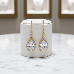 CUBIC ZIRCONIA COLLECTION - SPARKLE GEM EARRINGS - CZER562 GOLD