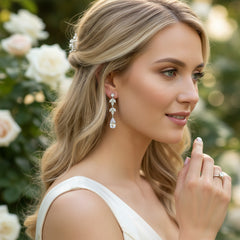 CUBIC ZIRCONIA COLLECTION - GLAM STARLET EARRINGS - CZER564 SILVER