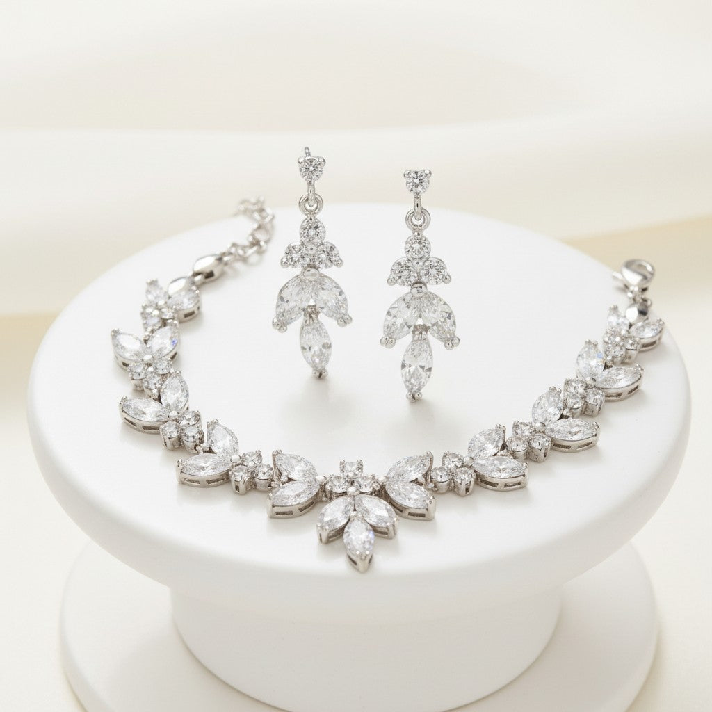 CUBIC ZIRCONIA COLLECTION - VINTAGE SPARKLE BRACELET SET - (CZBR114) SILVER