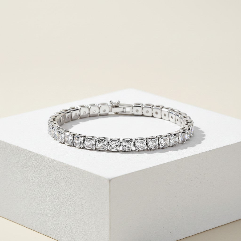 CUBIC ZIRCONIA COLLECTION - CRYSTAL GLAM TENNIS BRACELET - BR116A