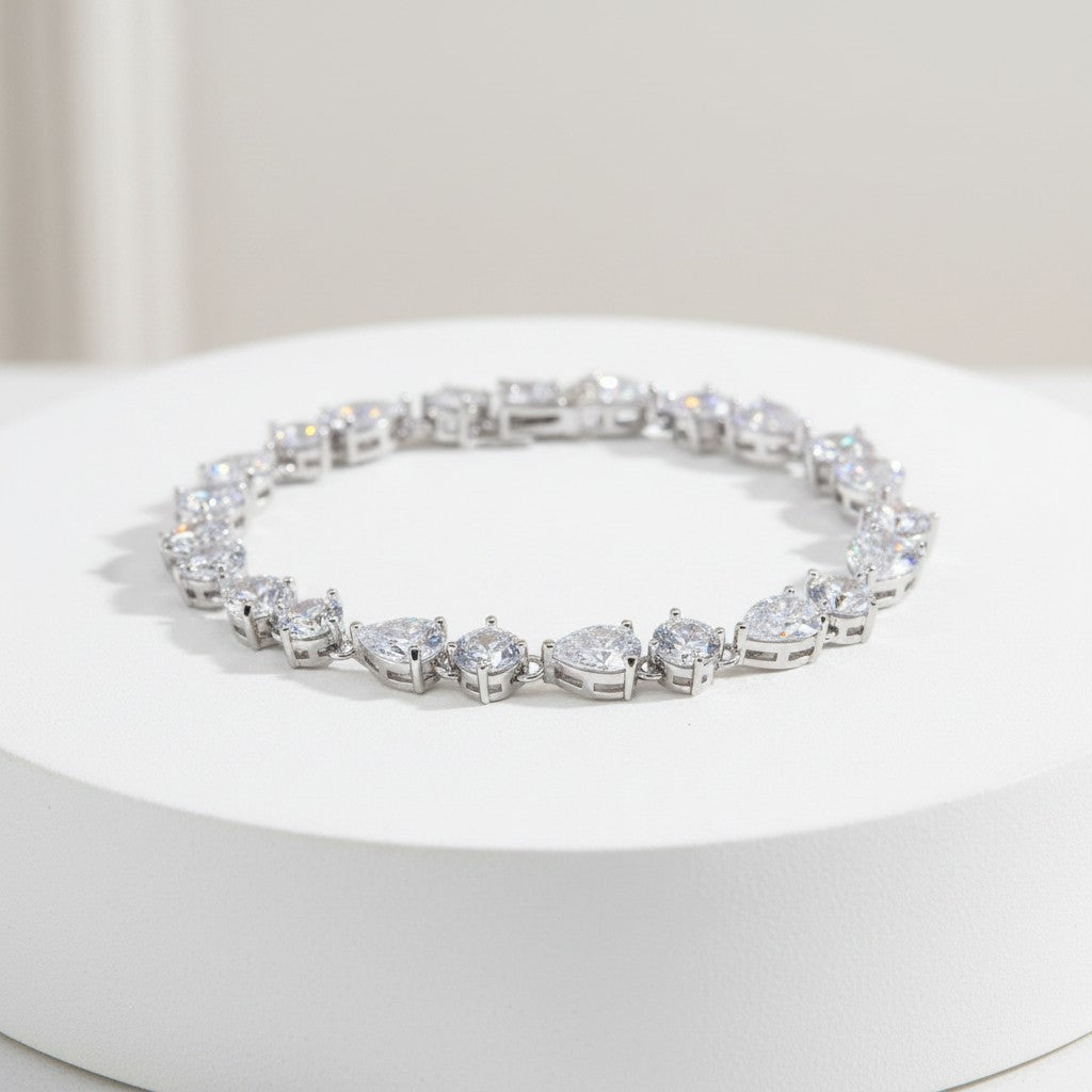 CUBIC ZIRCONIA COLLECTION - CRYSTAL SPARKLE BRACELET -BR118 SILVER