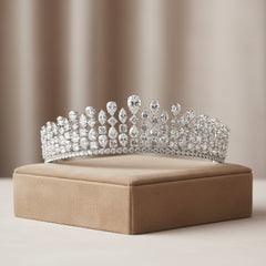 CUBIC ZIRCONIA COLLECTION - DIAMOND LUXE TIARA AHB74 SILVER