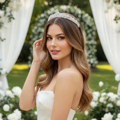 CUBIC ZIRCONIA COLLECTION - GRACEFUL CRYSTAL TIARA - AHB77 SILVER