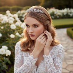 CUBIC ZIRCONIA COLLECTION - VINTAGE SPARKLE TIARA - AHB97