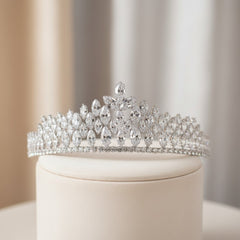 CUBIC ZIRCONIA COLLECTION - CRYSTAL ALLURE TIARA - AHB86