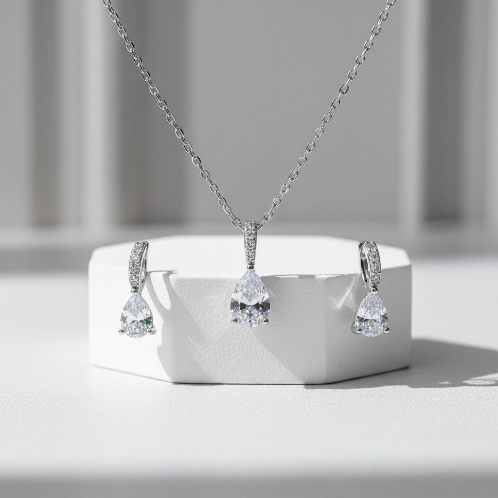 CUBIC ZIRCONIA COLLECTION - DAINTY CRYSTAL DROP NECKLACE SET - NK131 SILVER
