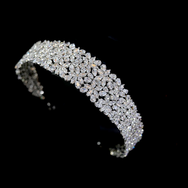 CUBIC ZIRCONIA COLLECTION - EXQUISITE STARLET HEADBAND - -AHB93 SILVER