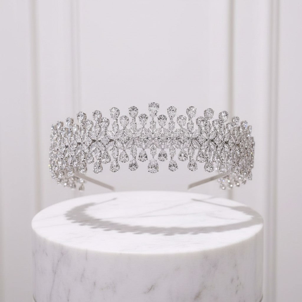 CUBIC ZIRCONIA COLLECTION - BEDAZZLE STARLET HEADPIECE - AHB88