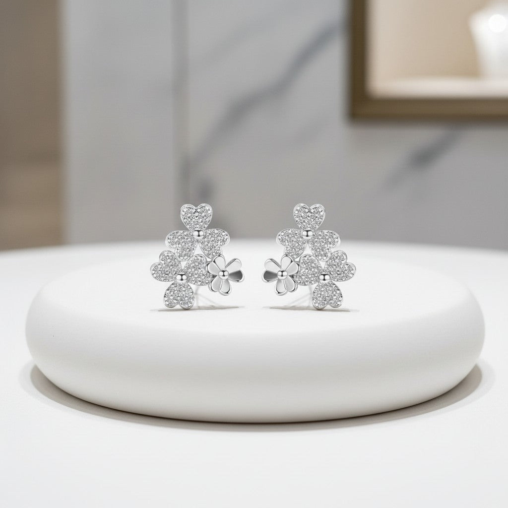 CUBIC ZIRCONIA COLLECTION - CHIC FLORAL CLUSTER EARRINGS - CZER585 SILVER
