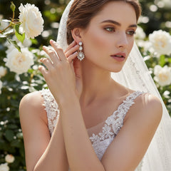 CUBIC ZIRCONIA COLLECTION - PEARL EXTRAVAGANCE EARRINGS - CZER586 SILVER