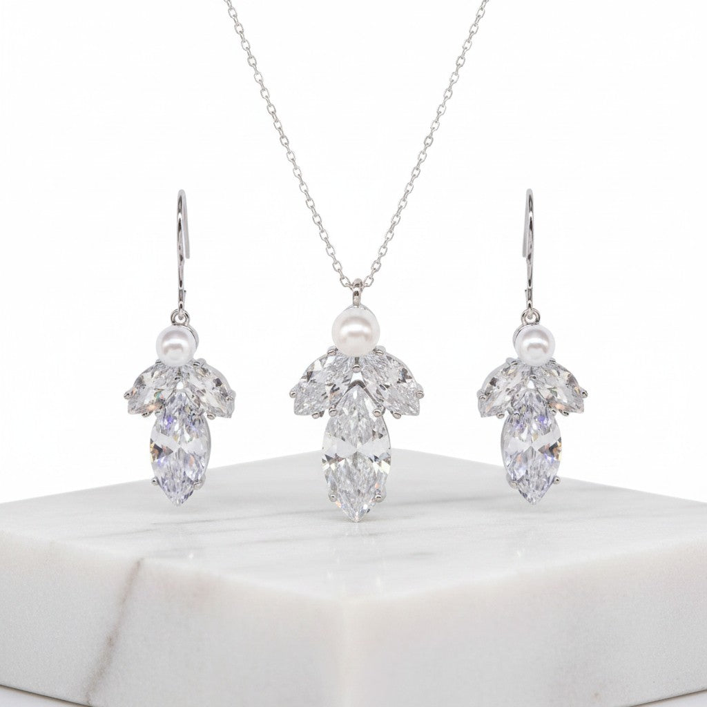 CUBIC ZIRCONIA COLLECTION - SIMPLY SPARKLE NECKLACE SET - NK136 SILVER
