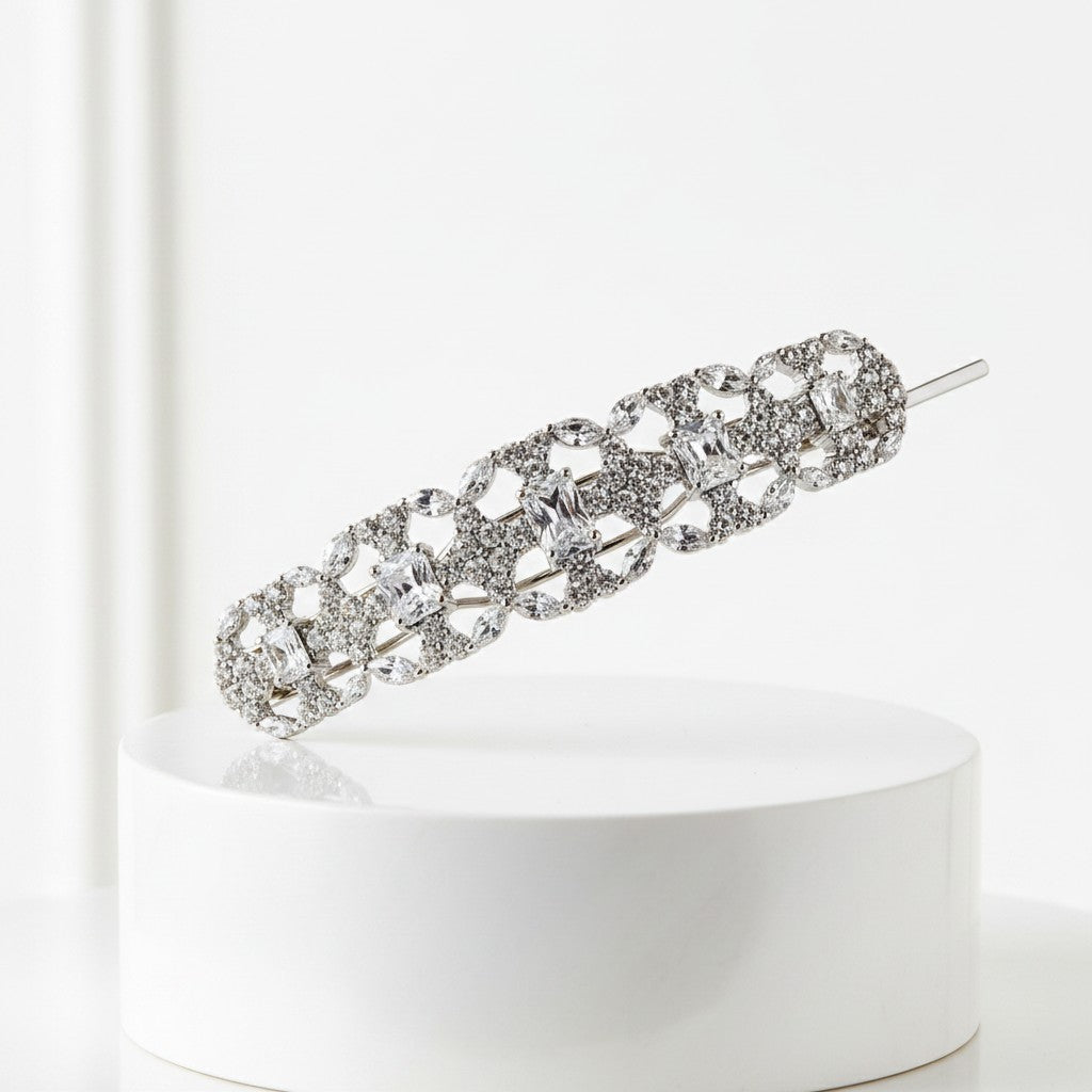 CUBIC ZIRCONIA COLLECTION - SIMULATED DIAMOND CLIP - CLIP758
