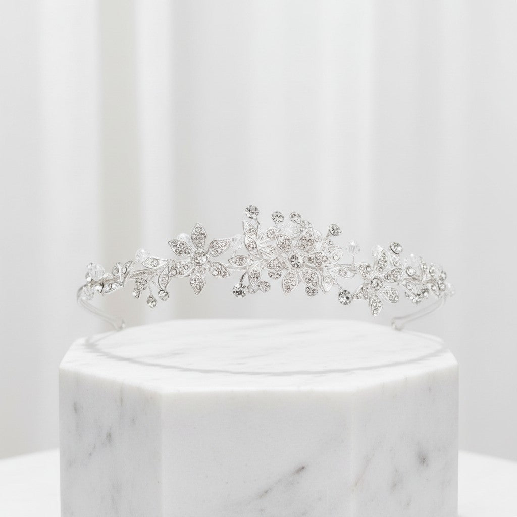ATHENA COLLECTION - PRETTY CHIC HEADBAND - SILVER AHB104