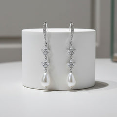 CUBIC ZIRCONIA COLLECTION - GRACEFUL PEARL DROP EARRINGS - CZER596 SILVER