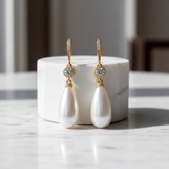 CUBIC ZIRCONIA COLLECTION - PEARL ELEGANCE EARRINGS - GOLD CZER600