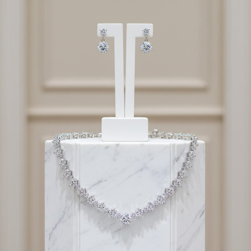 CUBIC ZIRCONIA COLLECTION - GRACEFUL CRYSTAL NECKLACE - CZNK143