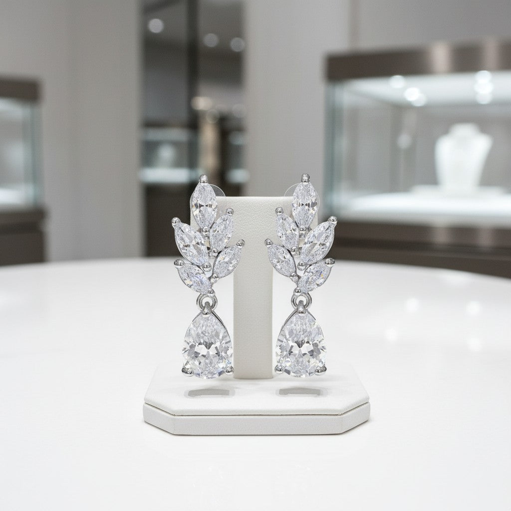 CUBIC ZIRCONIA COLLECTION - DELICATE VINE EARRINGS - CZER601