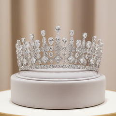 CUBIC ZIRCONIA COLLECTION - DAZZLING STATEMENT TIARA - AHB110