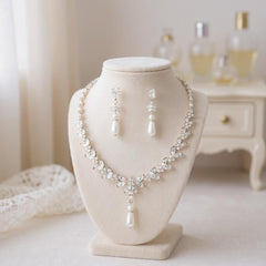 CUBIC ZIRCONIA COLLECTION - VINTAGE STARLET NECKLACE SET - CZNK 153 SILVER