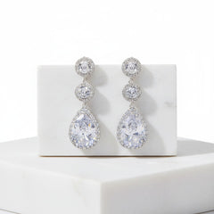 CUBIC ZIRCONIA COLLECTION - EXQUISITE STARLET EARRINGS - CZER616