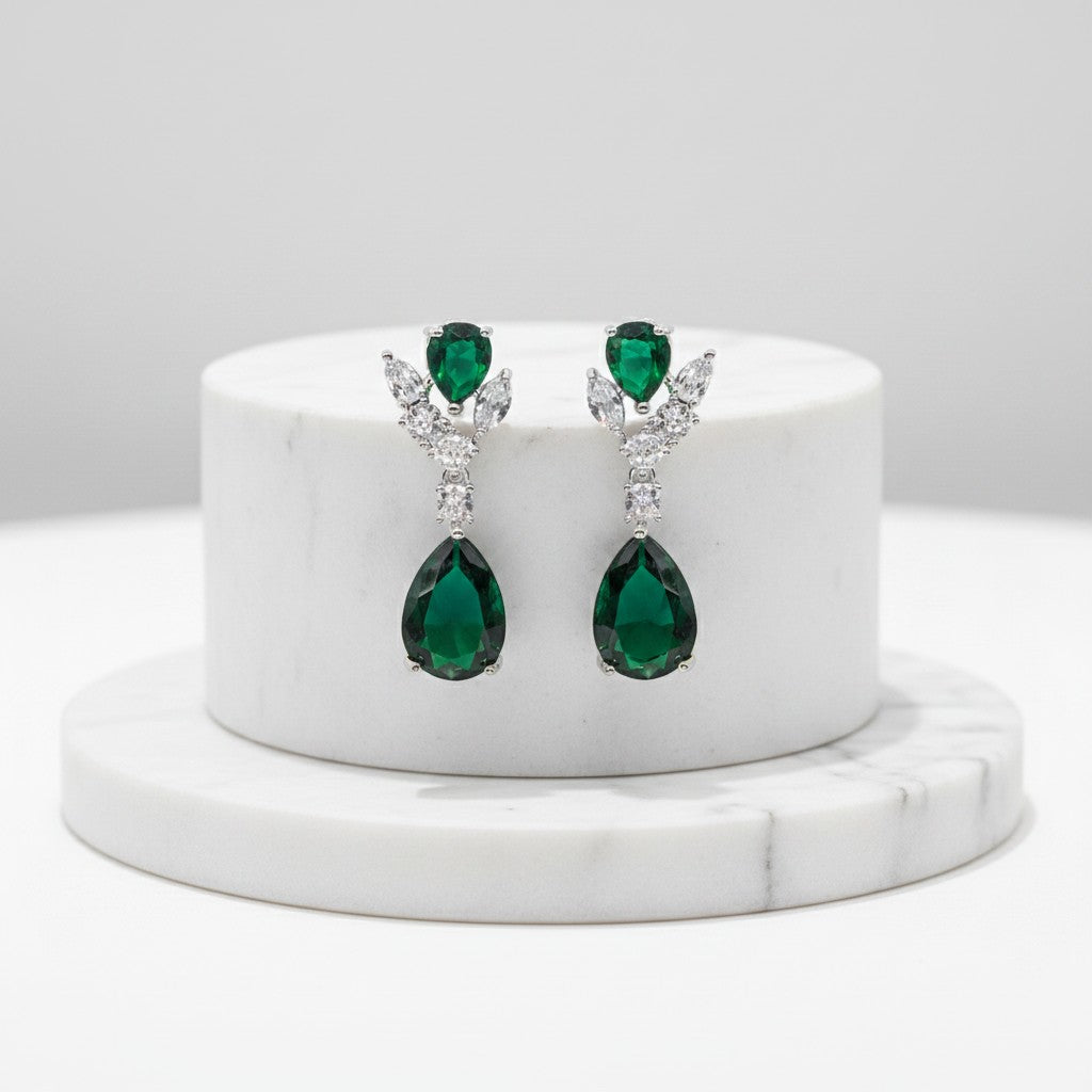 CUBIC ZIRCONIA COLLECTION - DAINTY DIAMOND DROP EARRINGS - CZER621 EMERALD