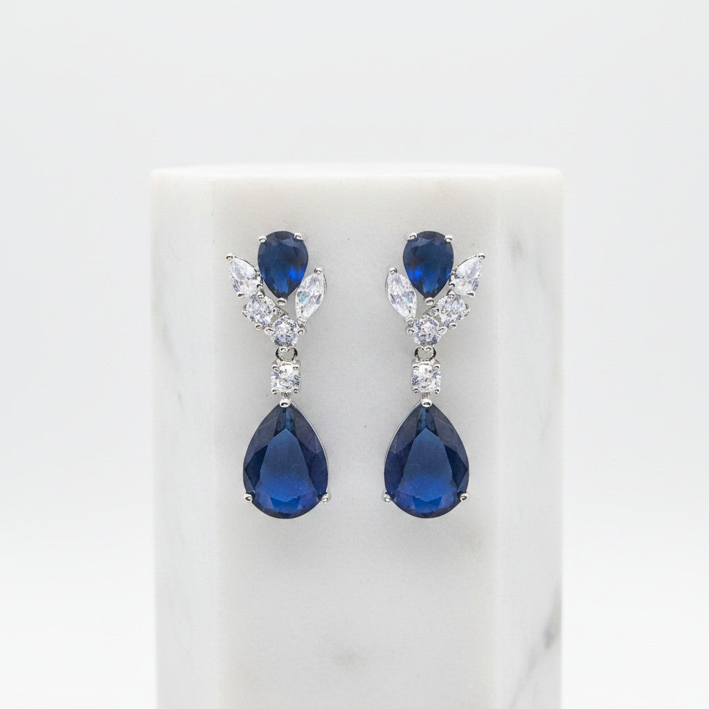 CUBIC ZIRCONIA COLLECTION - DAINTY DIAMOND DROP EARRINGS - CZER621 SAPPHIRE BLUE