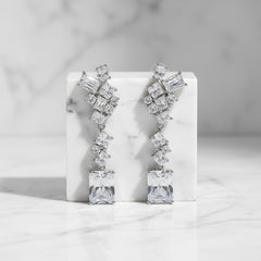 CUBIC ZIRCONIA COLLECTION - DIAMOND EXTRAVAGANCE EARRINGS - CZER618