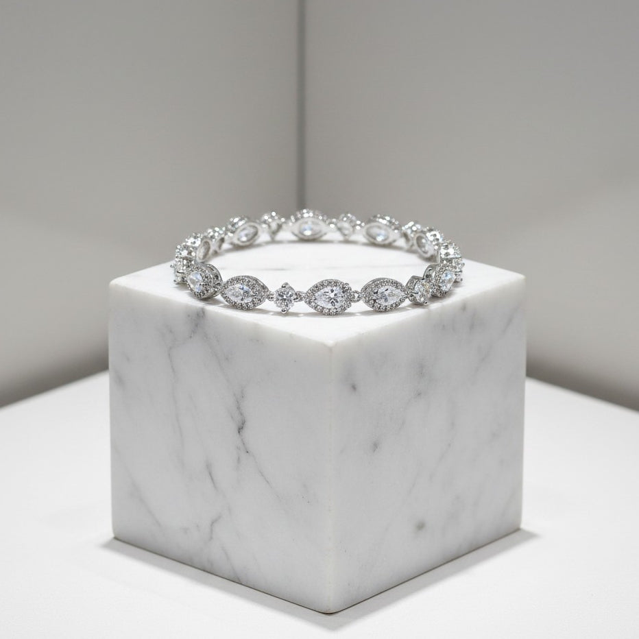CUBIC ZIRCONIA COLLECTION - CRYSTALLURE BRACELET - BR133 SILVER